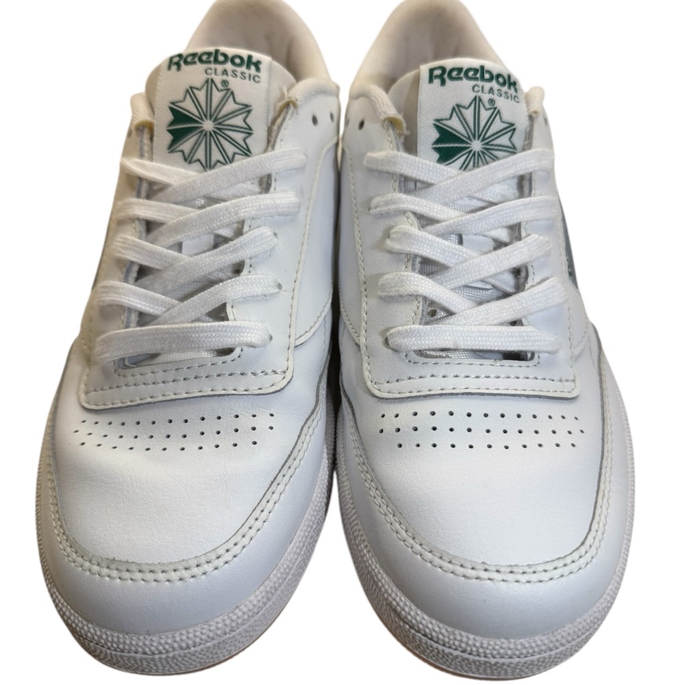 Reebok Sneakers